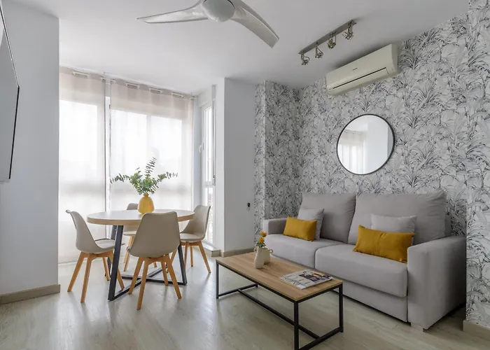 Διαμέρισμα Living4malaga Marin Sky *